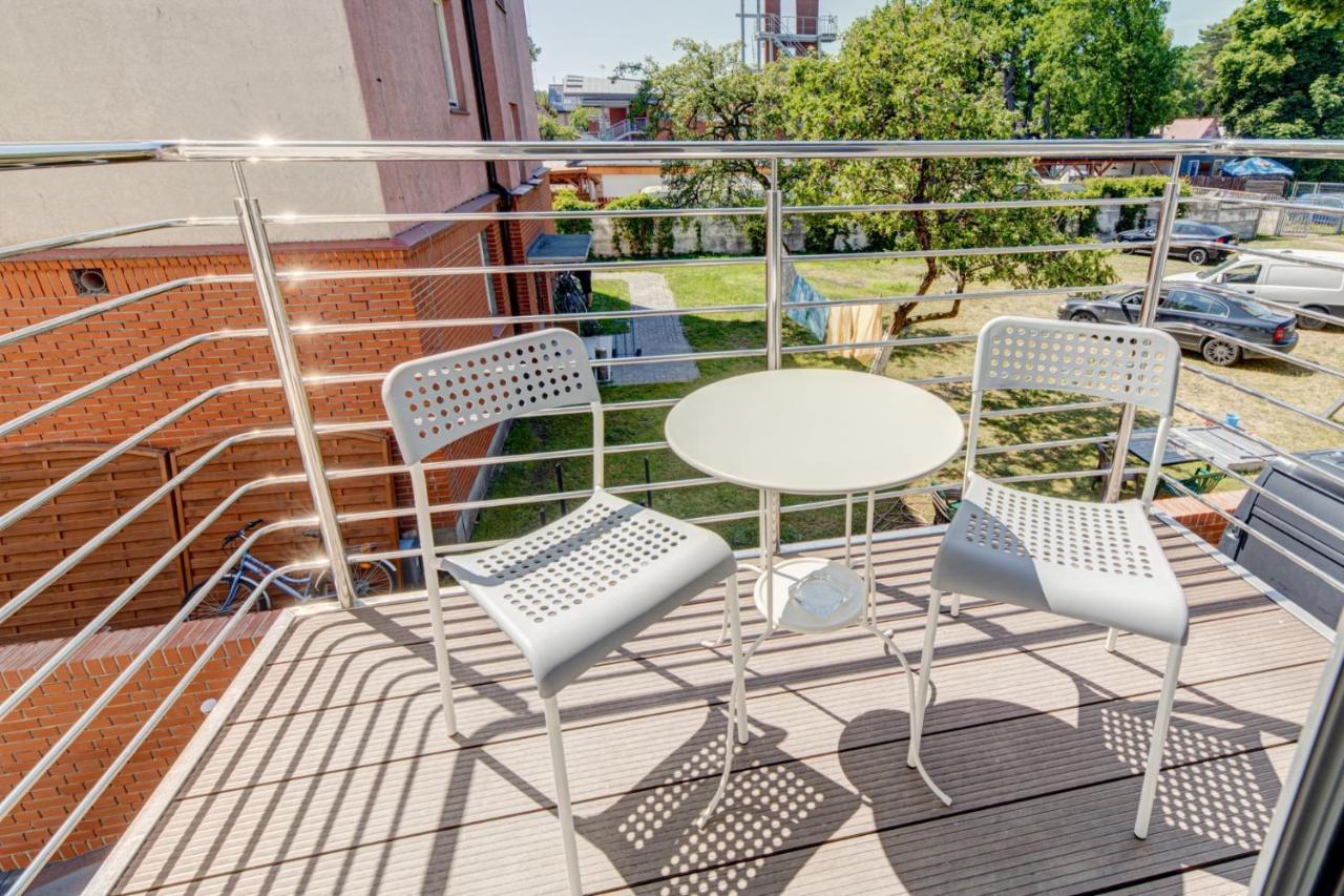 Pod Winogronem - Apartamenty Z Basenem I Wyzywieniem Pobierowo Exterior photo