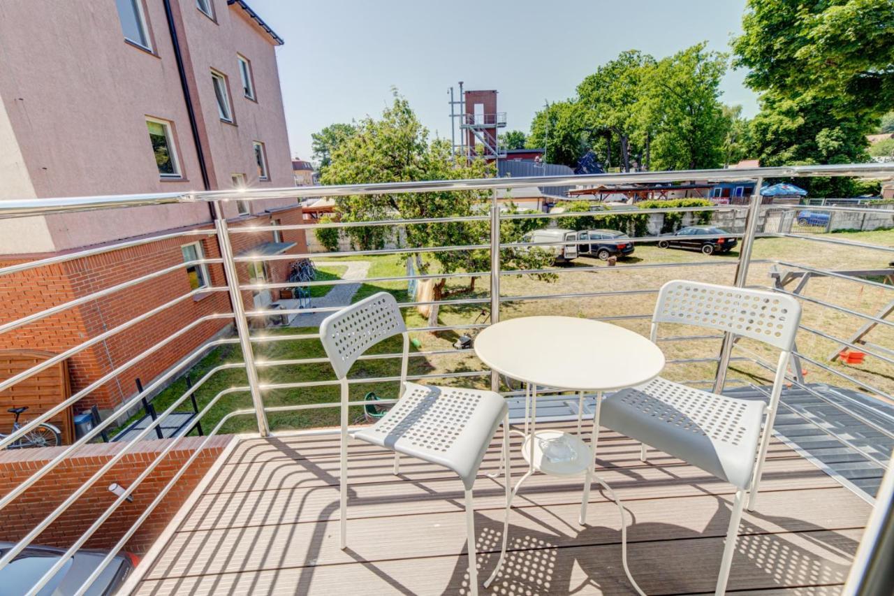 Pod Winogronem - Apartamenty Z Basenem I Wyzywieniem Pobierowo Exterior photo