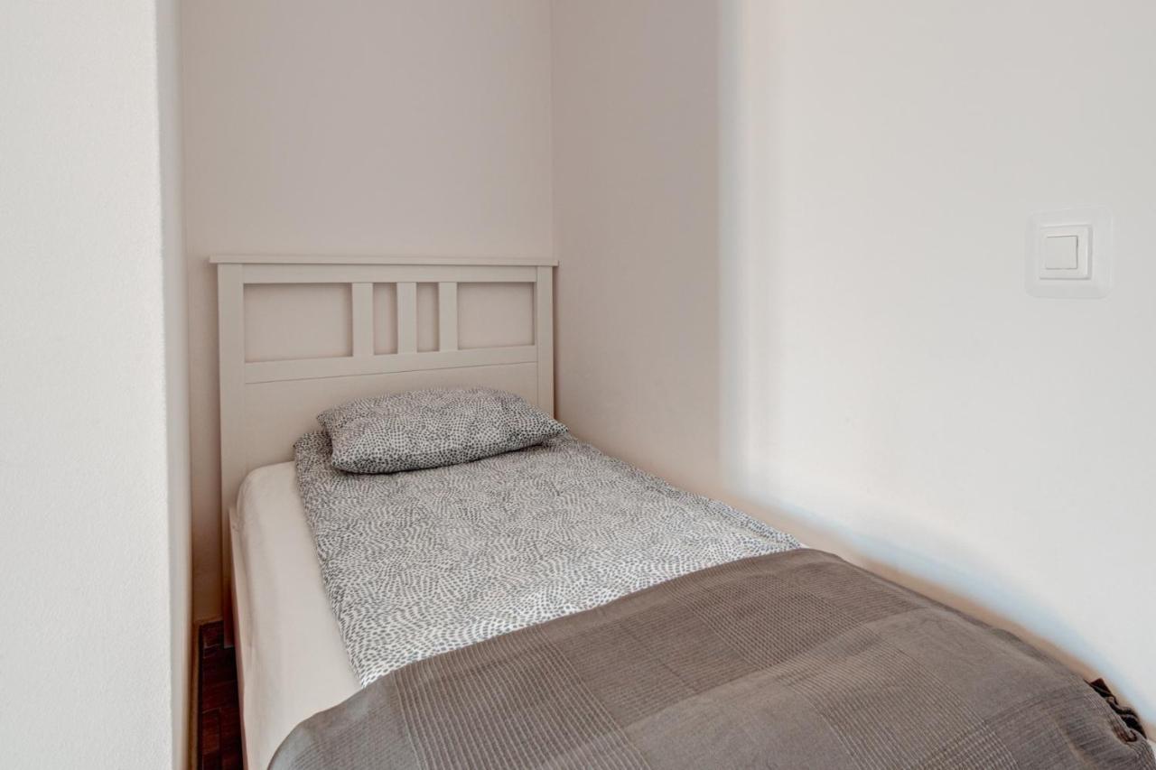 Pod Winogronem - Apartamenty Z Basenem I Wyzywieniem Pobierowo Exterior photo