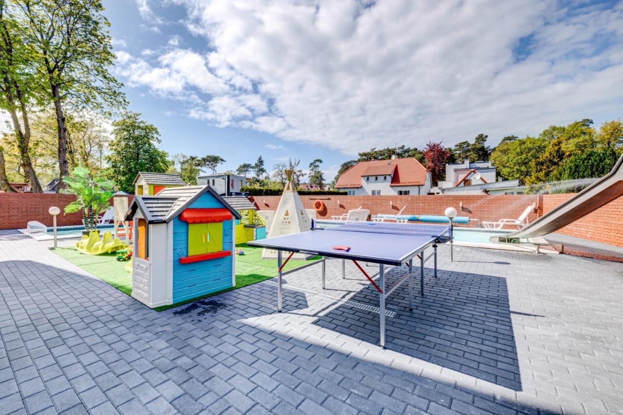 Pod Winogronem - Apartamenty Z Basenem I Wyzywieniem Pobierowo Exterior photo